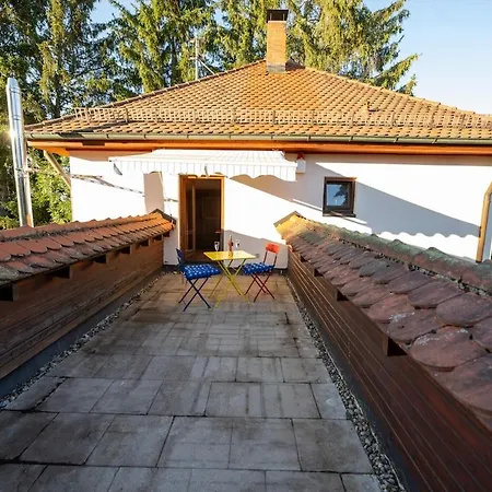 In Hechingen, Balcony, Terrace And Pool Apartment *